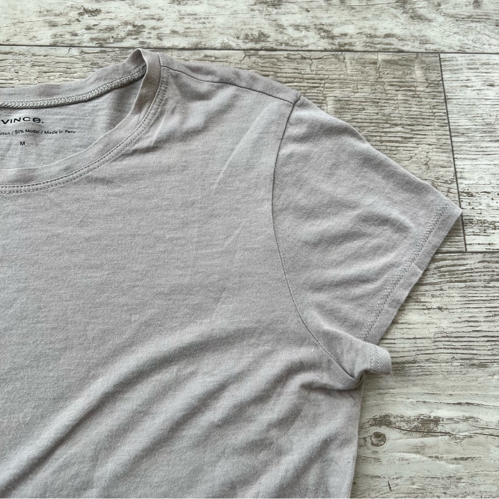 VINCE Essential Light Gray Pima Cotton Crew Neck T-Shirt Size M Short Sleeve - Picture 12 of 16
